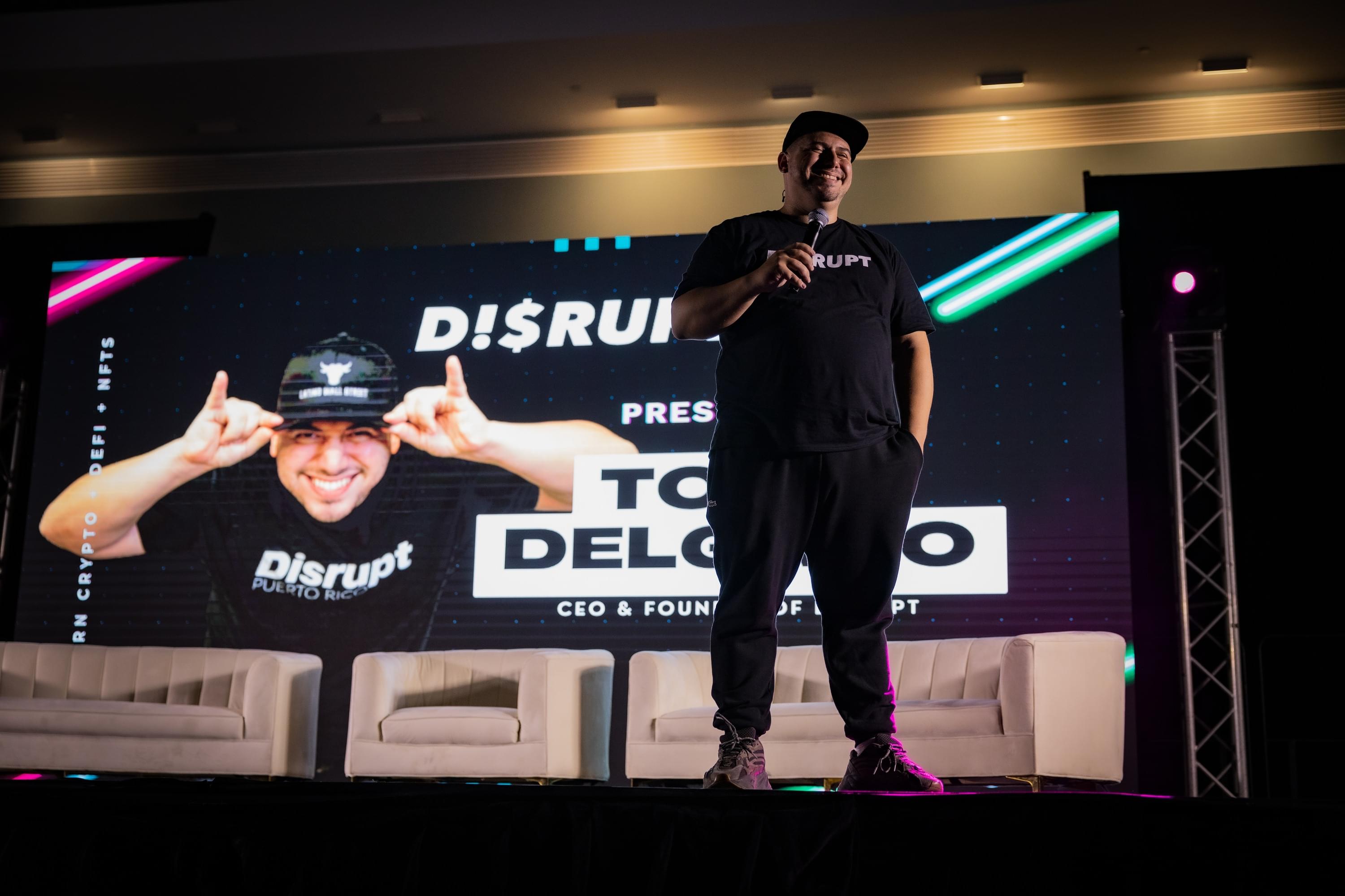 Tony Delgado Headshot